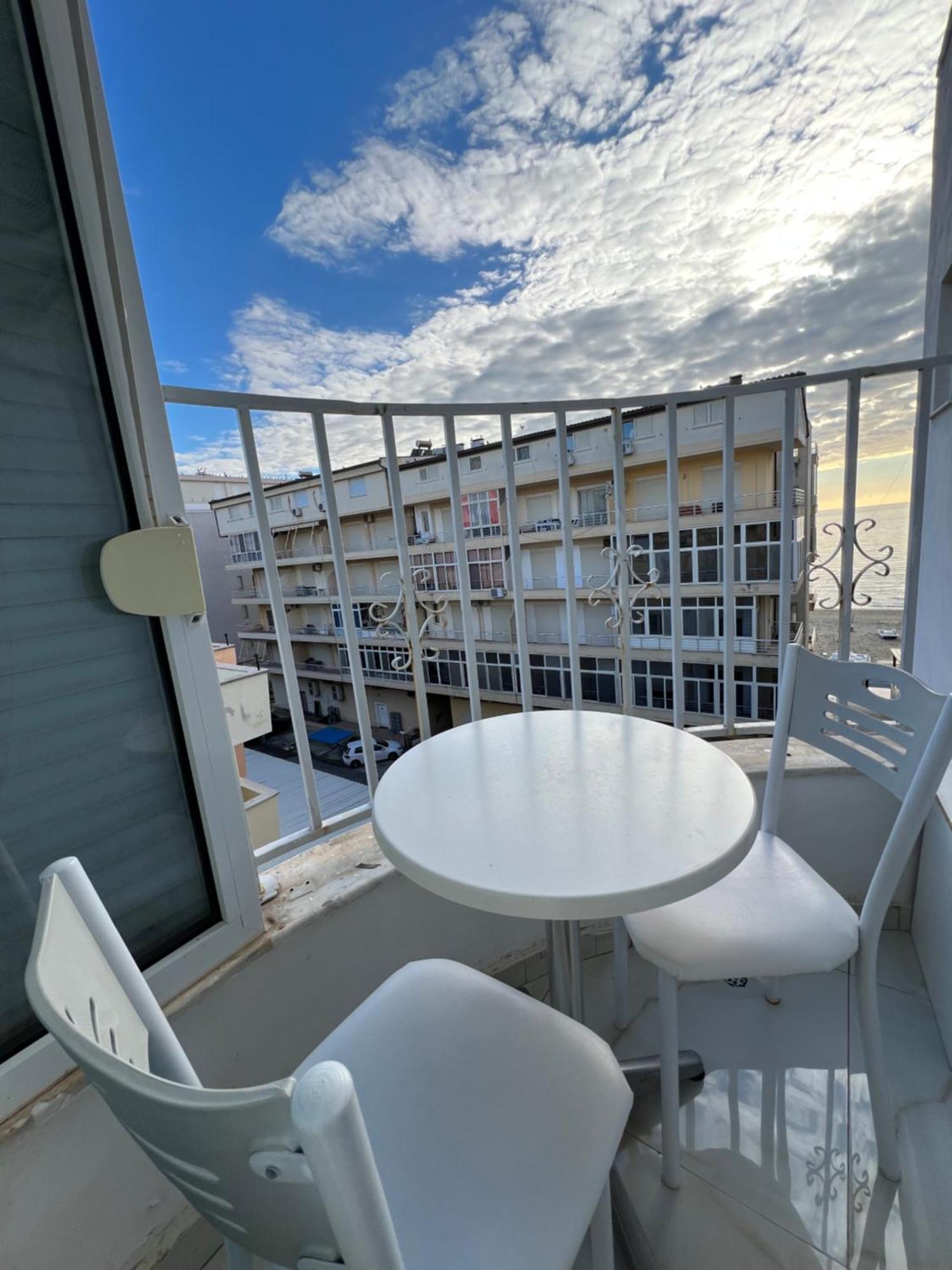 Beach Studio Durres Seaview Ngoại thất bức ảnh