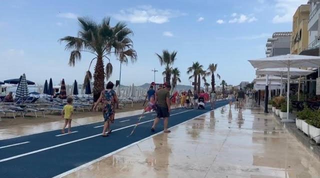Beach Studio Durres Seaview Ngoại thất bức ảnh